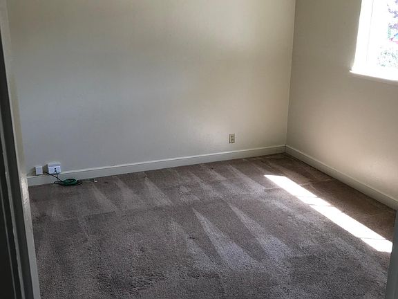 3rd image of 51 Lester Ave APT 21
