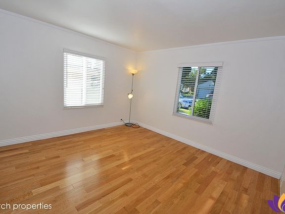 3rd image of 12944 Haynes St