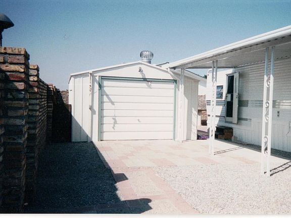 4th image of 13338 E 42nd St