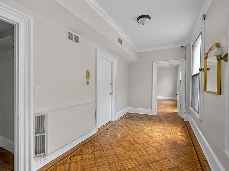 505 Cathedral St #2 — Photo 16