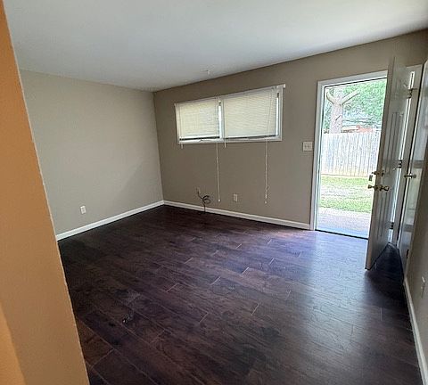 4th image of 2507 Carter Rd #5