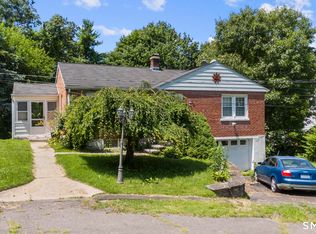 33 Garrassino Place, Waterbury, CT 06706