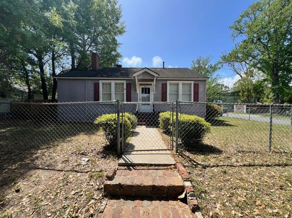 2201 Mississippi Ave