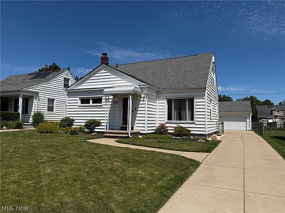 4th image of 2720 Walbrook Ave