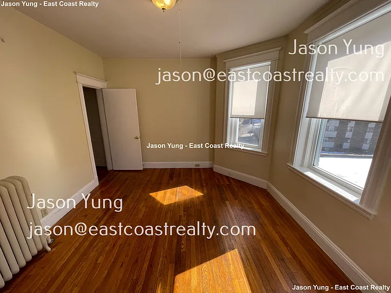 60 Woodstock Ave #20 — Photo 7