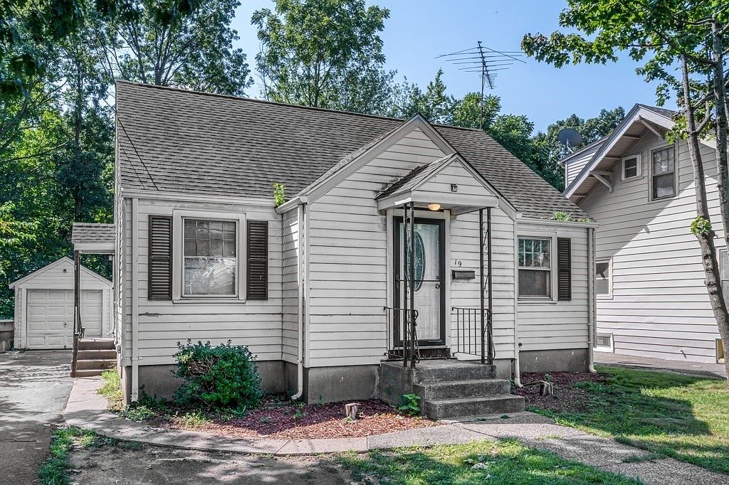 19 Brewer St, East Hartford, CT 06118 Zillow