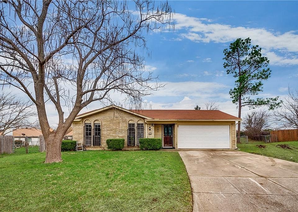 1st image of 3404 Chatham Ct