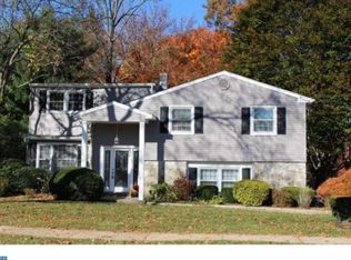 1226 Glenburnie Ln, Dresher, PA 19025
