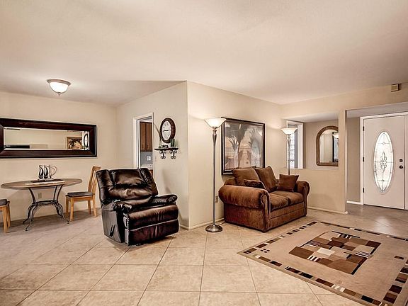 2nd image of 10620 W Mission Ln