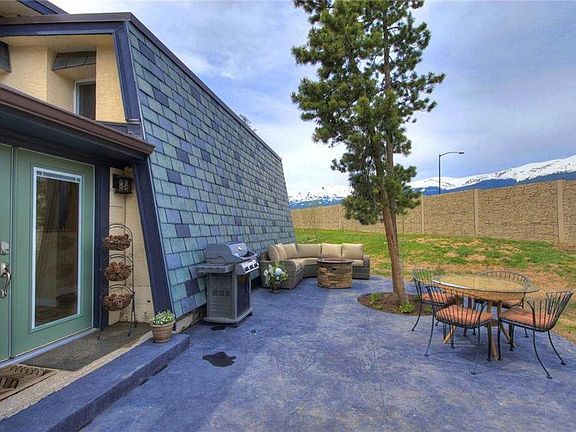 2nd image of 901 Fairview Blvd #23