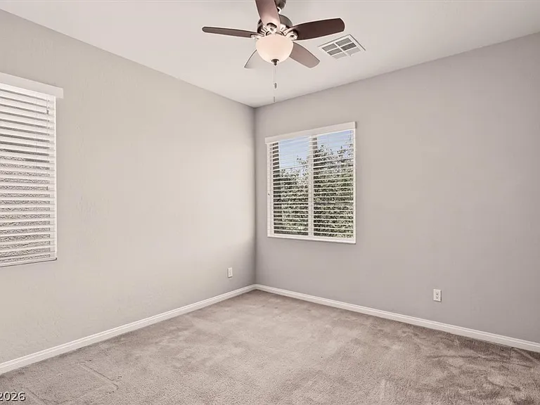 10429 Deer Heights St — Photo 15