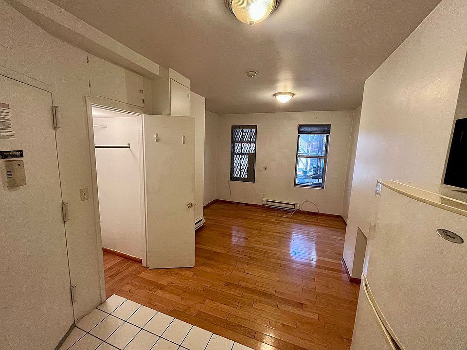 1st image of 95 Orchard St APT 3A