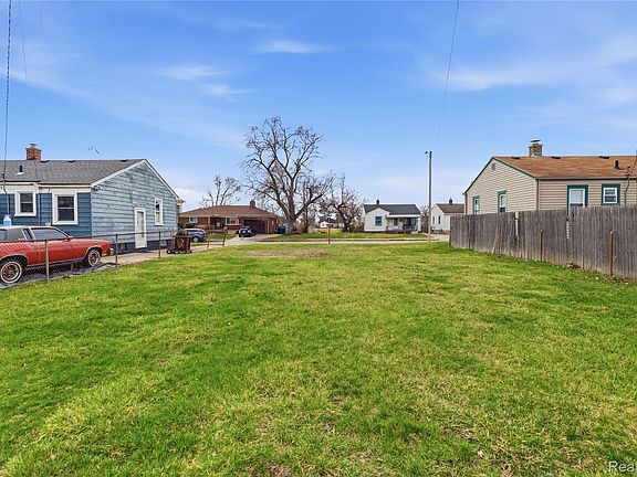 3rd image of 1738 Garfield Ave