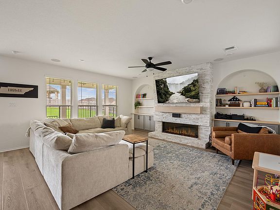 5th image of 4908 Padula Dr