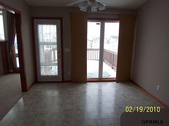 4th image of 5725 N 167th Avenue Cir