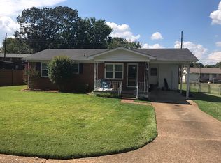 135 Dogwood Dr, Florence, AL 35630