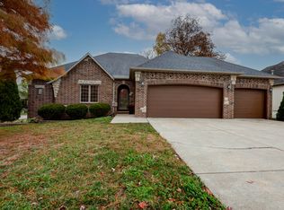 5522 S Dayton Ave, Springfield, MO 65810