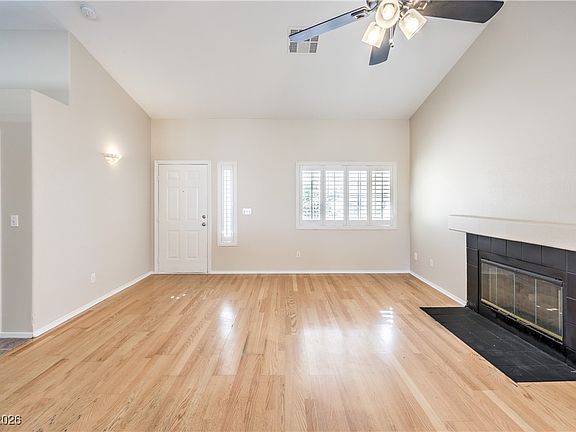 5th image of 213 Sea Bluff Dr