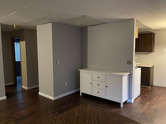 4th image of 3323 S Ainsworth Ave APT 2