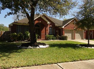 16318 Candlerock Ct, Houston, TX 77095