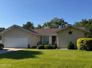 414 Rosemont Ave, Bryan, OH 43506