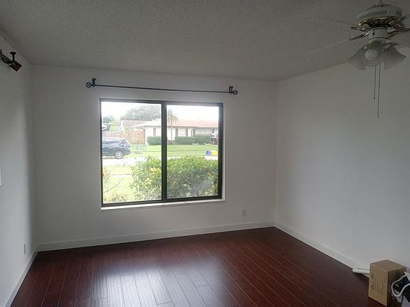 5th image of 5395 Plains Dr