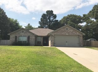 19002 Winstar Dr, Flint, TX 75762