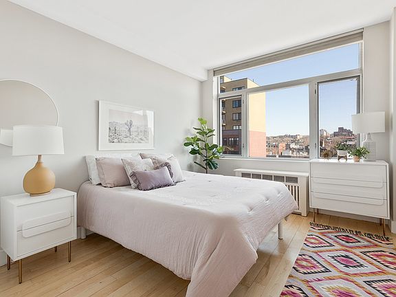 5th image of 251 7th St APT 8C