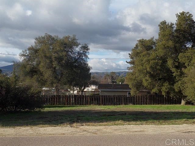 1st image of 29846 Oak Dr