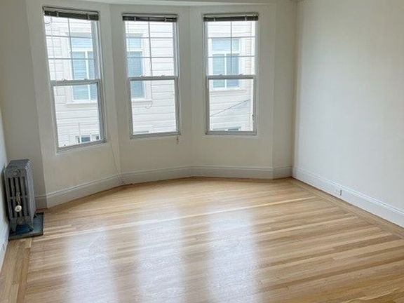 3rd image of 3755 Fillmore St #8