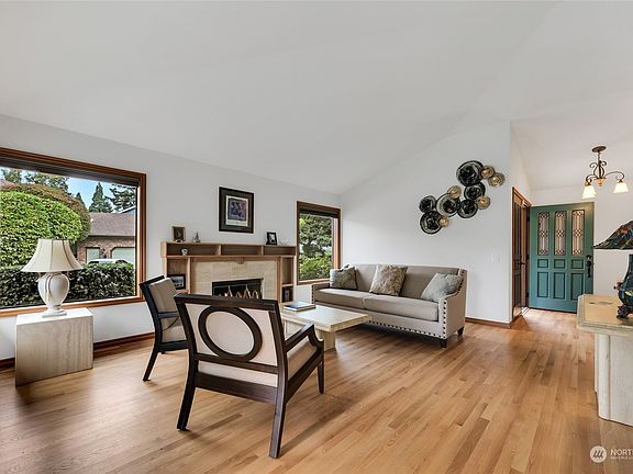 5th image of 19650 Marine View Drive SW