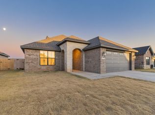 1406 Durham Ave, Wolfforth, TX 79382