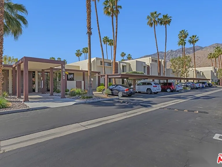 1655 E Palm Canyon Dr #318 — Photo 26