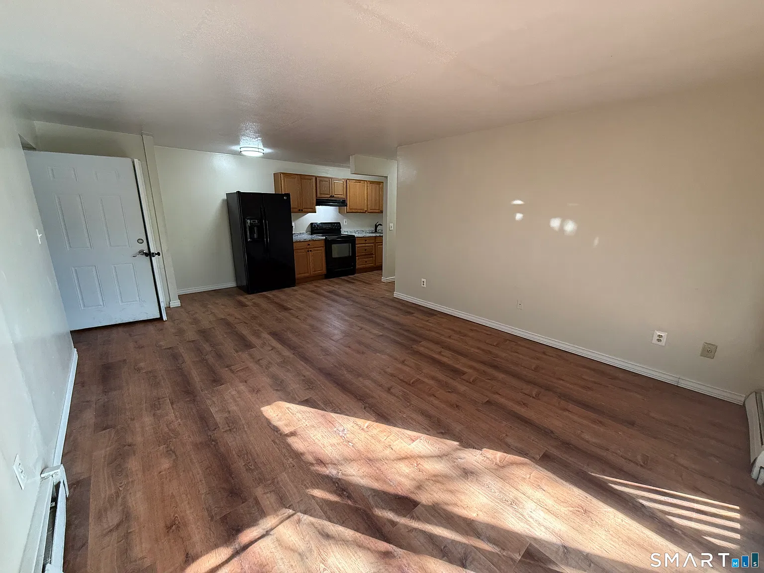 2 bed, 1.0 bath, 800 sqft, $1,500 — Photo 4
