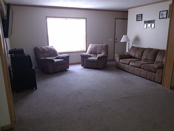 4th image of 273 Yuma Dr