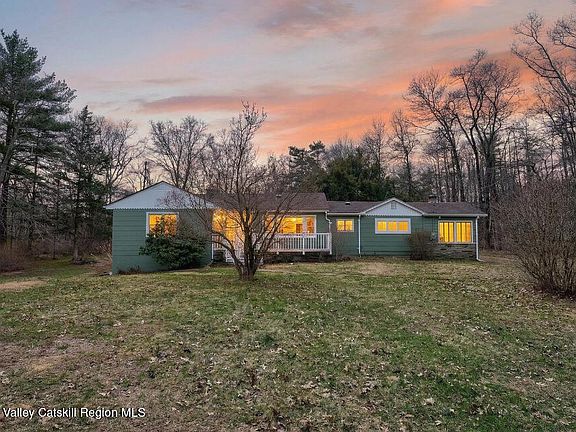 2nd image of 655 Murray Road