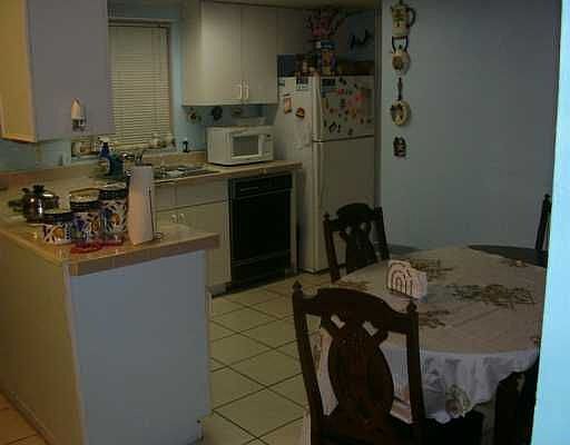 2nd image of 4546 San Sebastian Cir