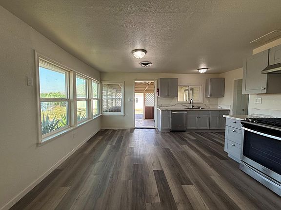 4th image of 8897 Jacobs Ave