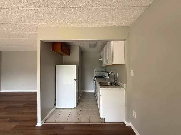 9201 New Hampshire Ave #B3 — Photo 8