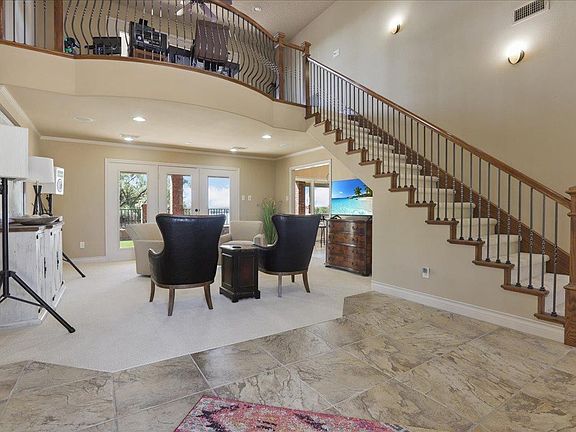 4th image of 87 Sierra Vista Dr