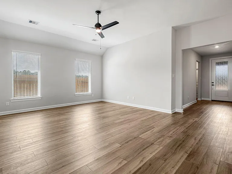 15683 Honey Cove Dr — Photo 3