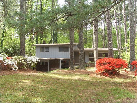 2nd image of 3591 Summitridge Dr