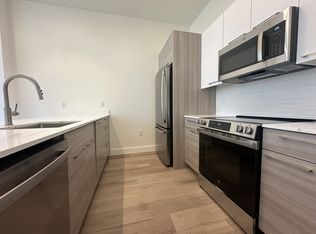 1078 Commonwealth Ave #244, Boston, MA 02215