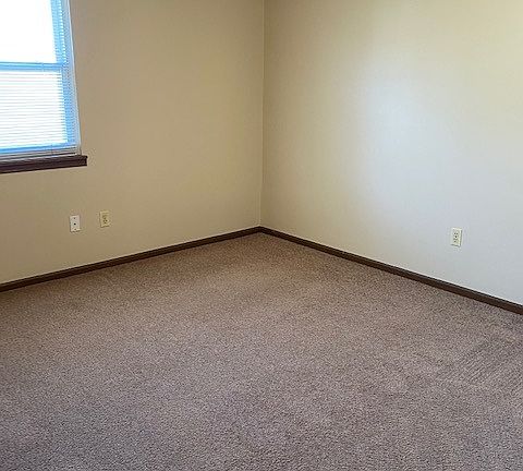 5th image of 1103 Charm Villa Dr #1107