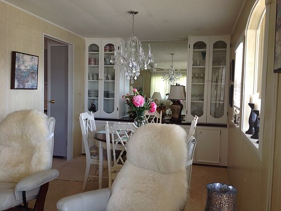 4th image of 223 Spanish Lakes Dr