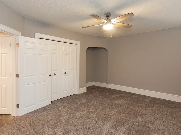 2753 Euclid Heights Blvd — Photo 36