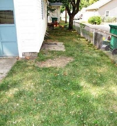 3rd image of 1401 Central Park Ave
