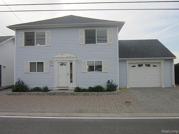 2nd image of 8163 Anchor Bay Dr