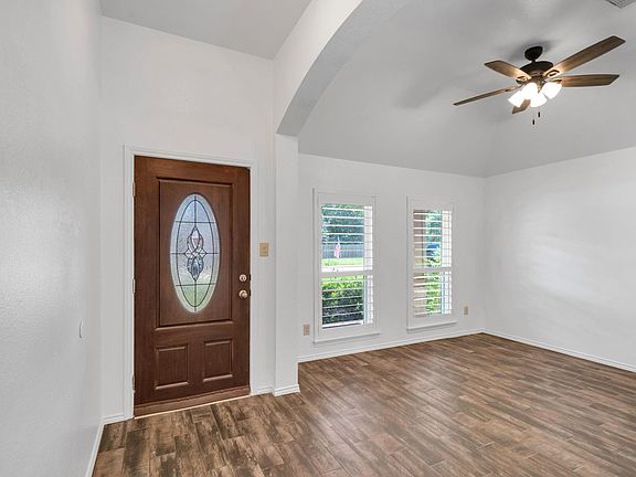 4th image of 28223 Fantail Dr