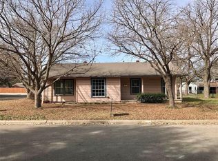 612 Marengo St, Cleburne, TX 76033